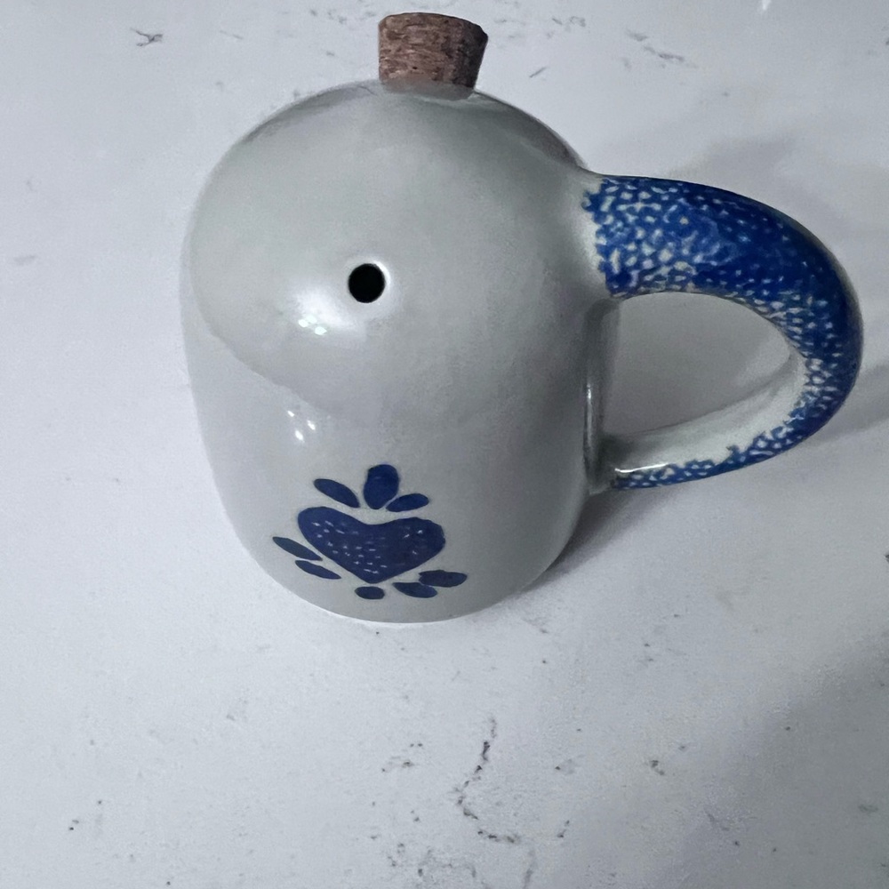 Vintage Loomco China Glazed Ceramic Creame Sponge Paint Blue Apple Original Cork